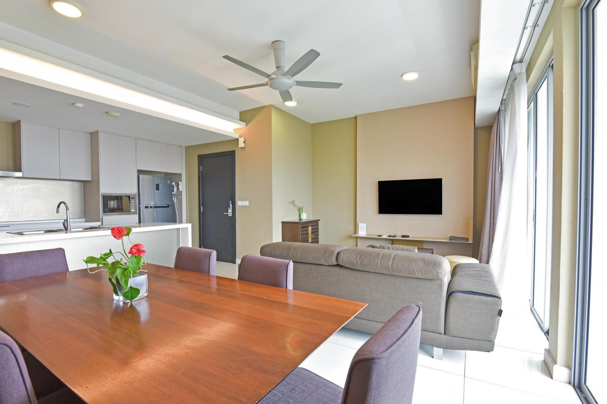 Sunday Hotel Near Petronas Twin Tower Formerly Suasana Suites Kuala Lumpur Exterior foto