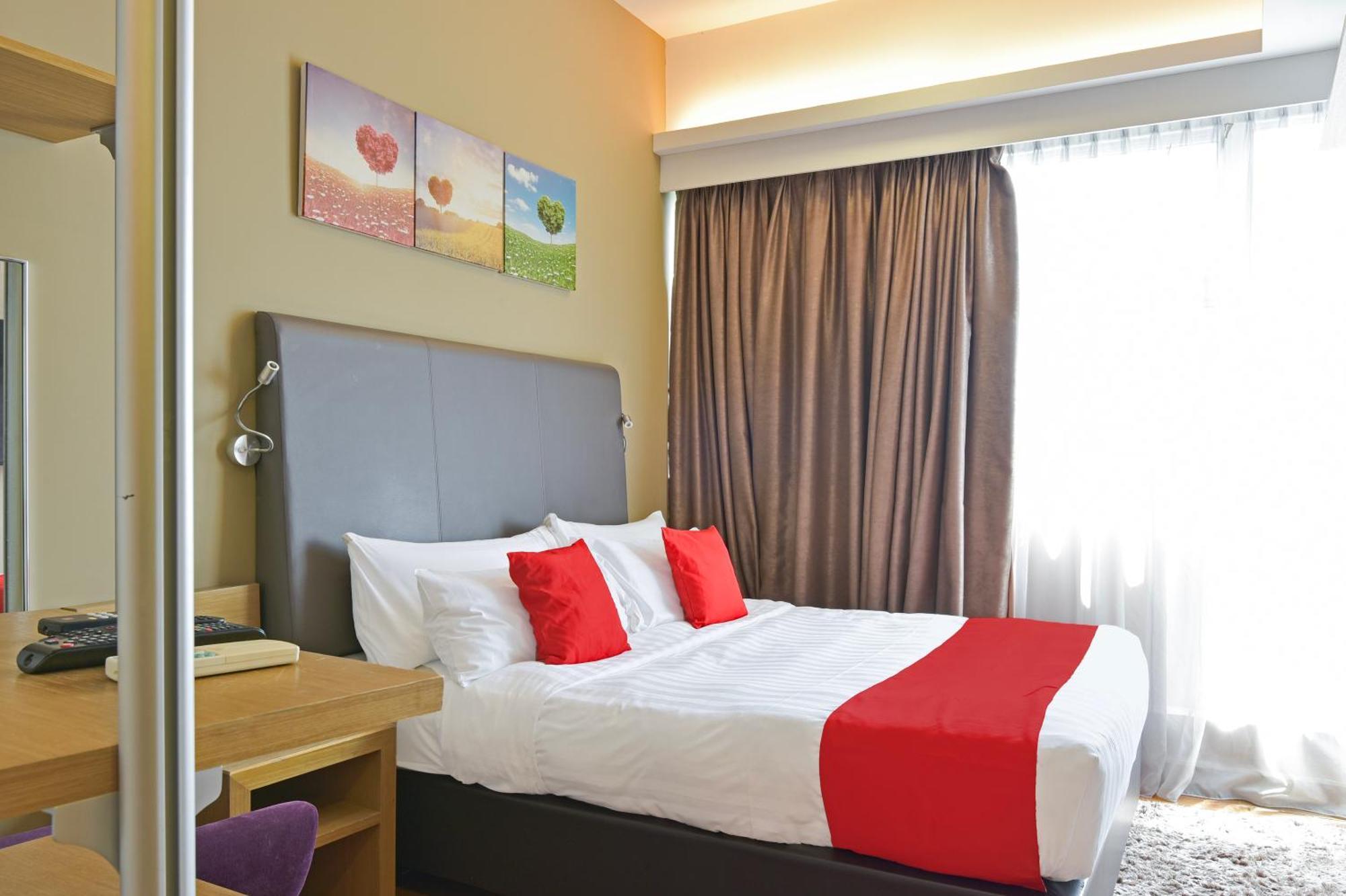 Sunday Hotel Near Petronas Twin Tower Formerly Suasana Suites Kuala Lumpur Exterior foto