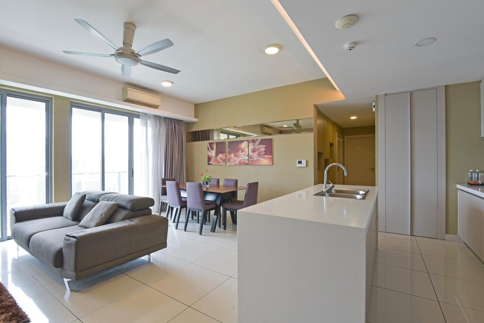 Sunday Hotel Near Petronas Twin Tower Formerly Suasana Suites Kuala Lumpur Exterior foto