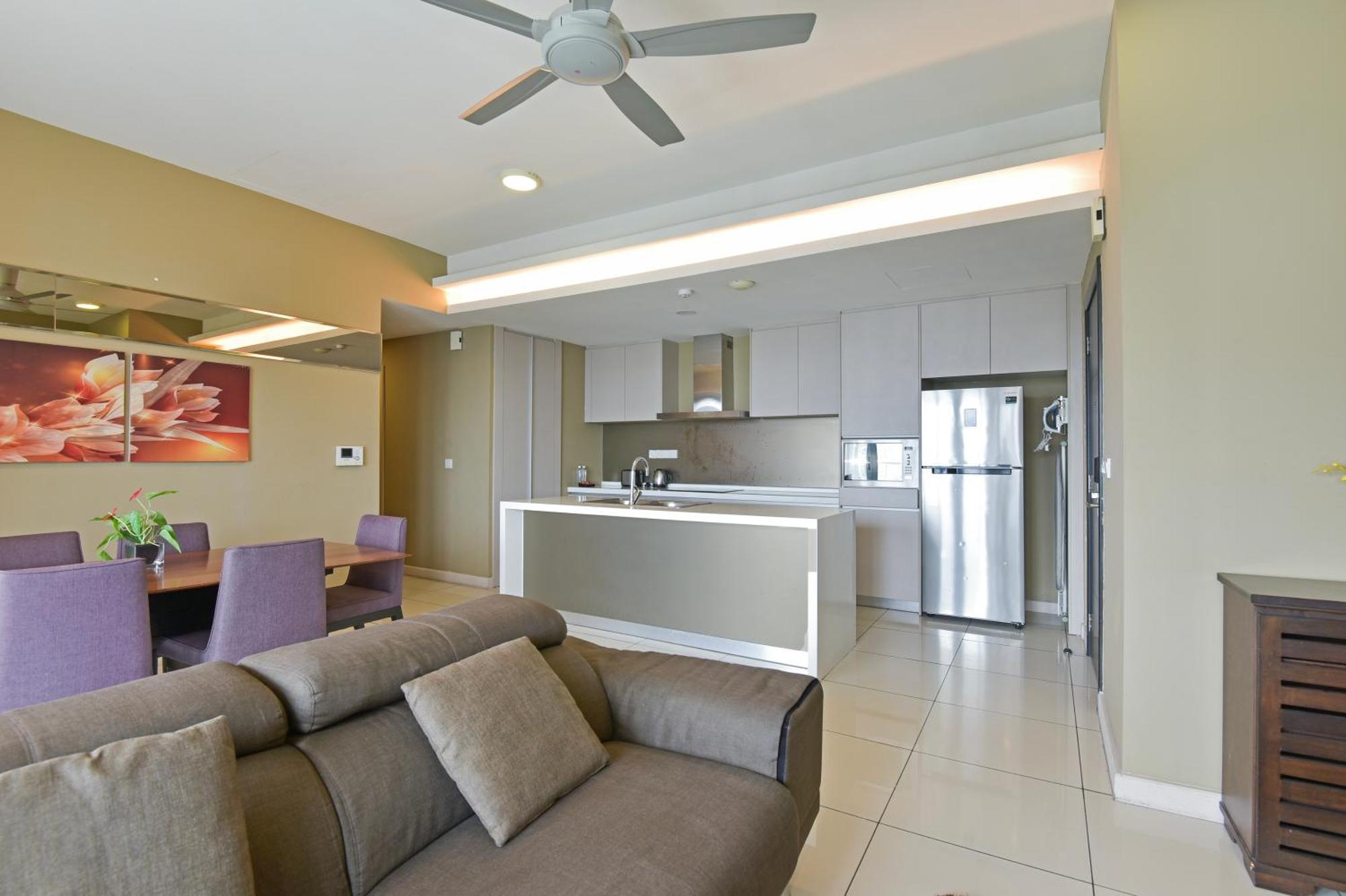 Sunday Hotel Near Petronas Twin Tower Formerly Suasana Suites Kuala Lumpur Exterior foto