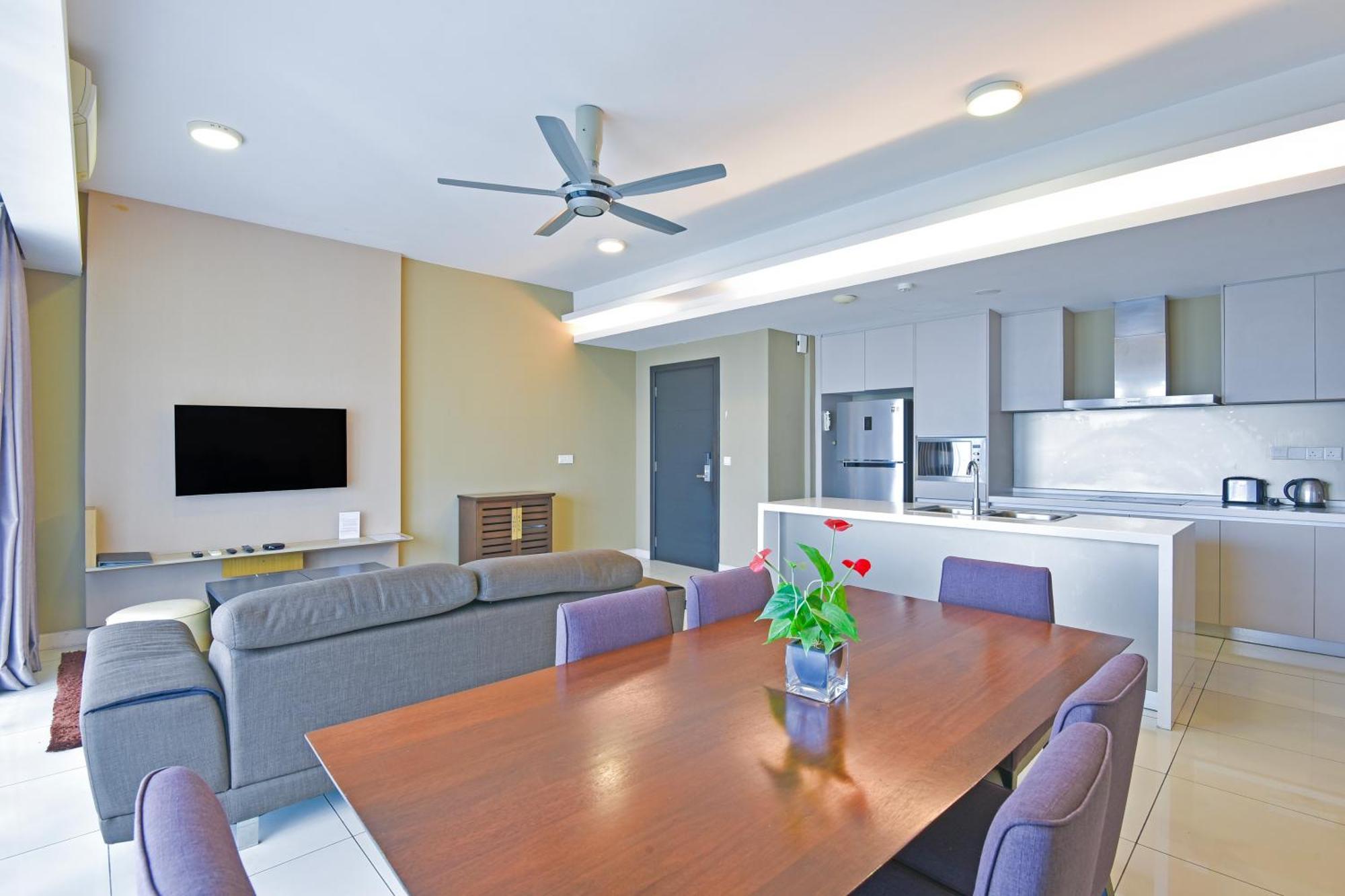 Sunday Hotel Near Petronas Twin Tower Formerly Suasana Suites Kuala Lumpur Exterior foto